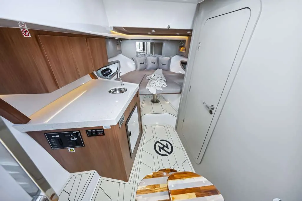 2025 NHD 365 HT — galley and cabin
