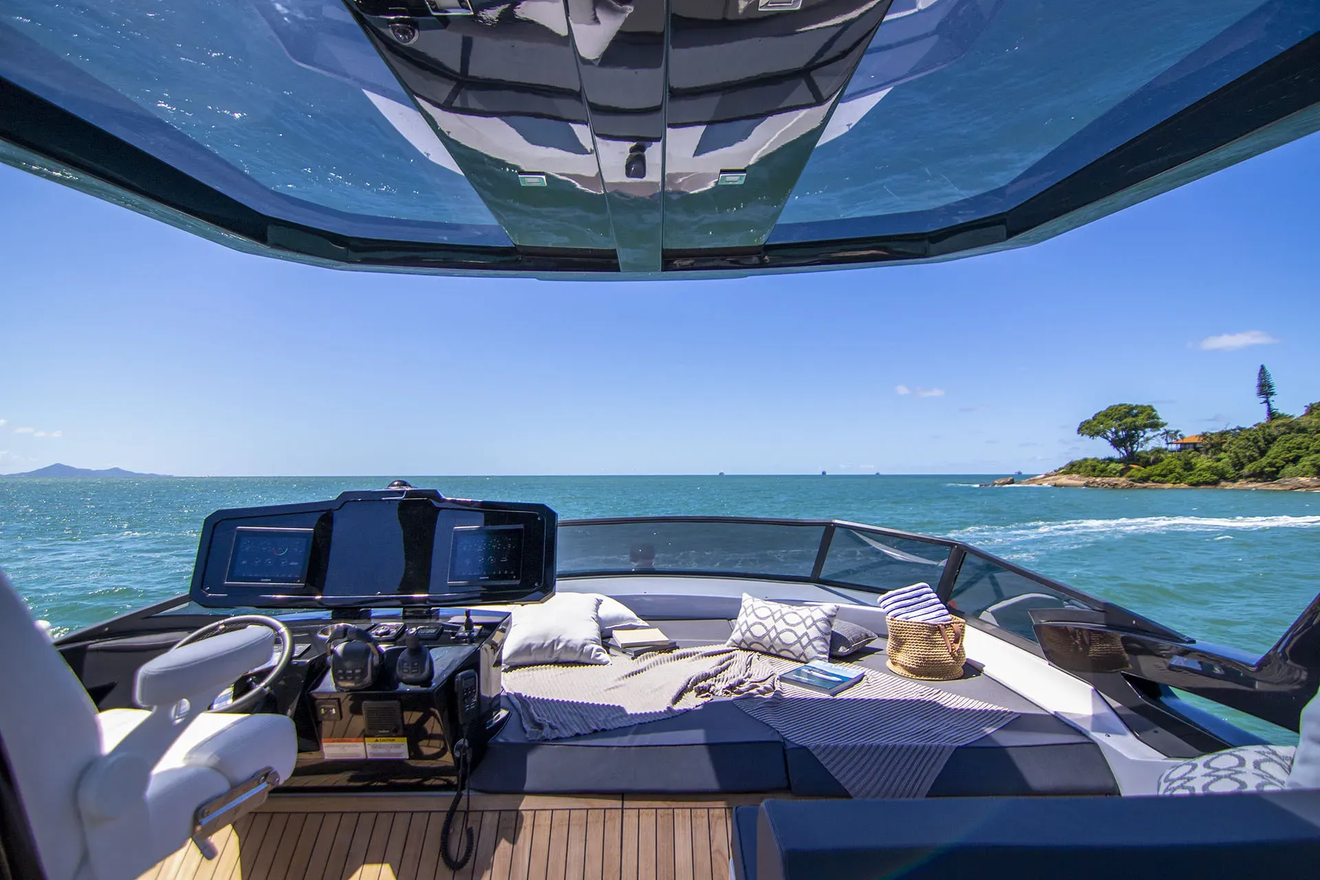 OKEAN 52 — helm seen from the flybridge